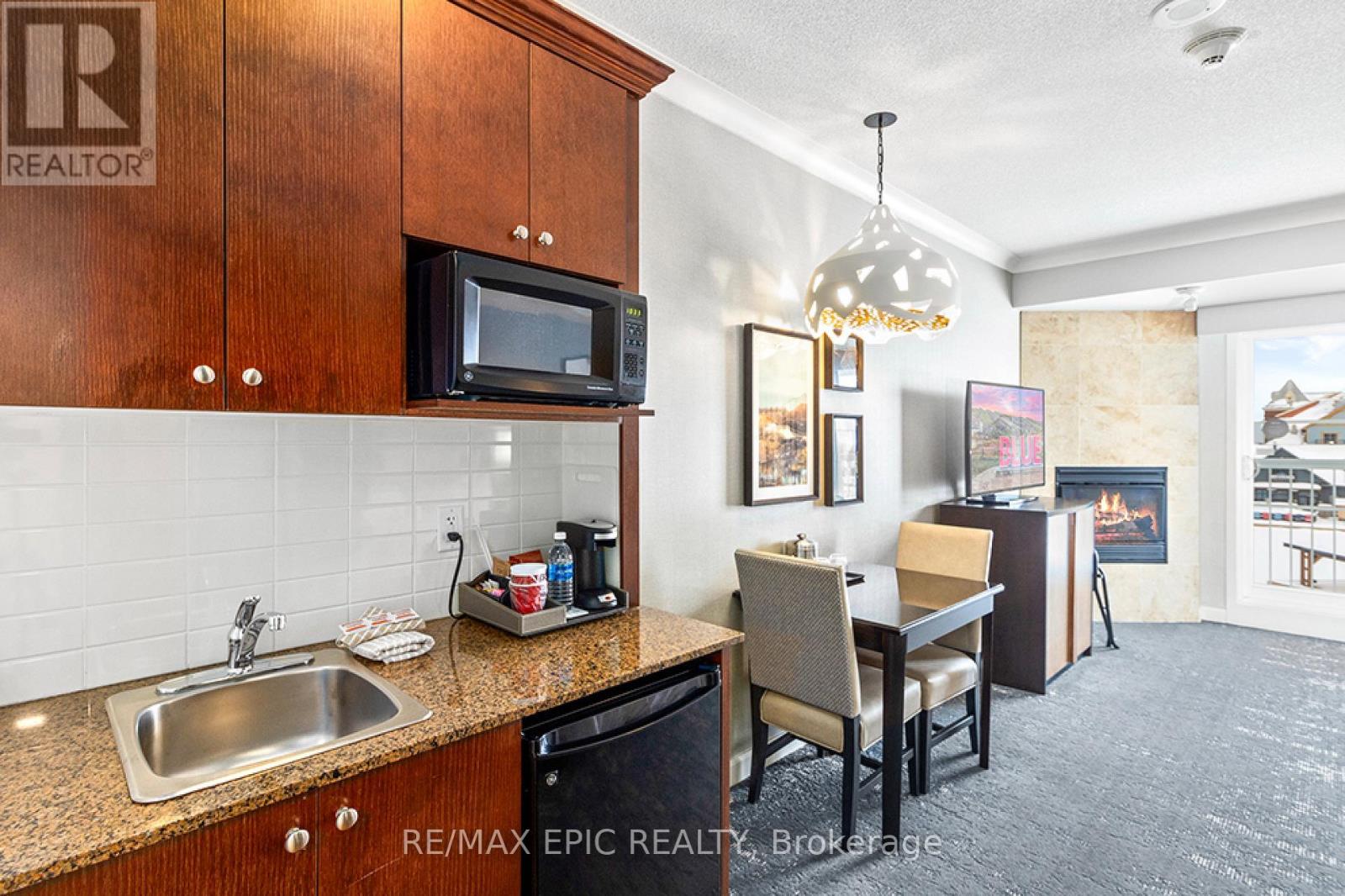 #252 - 220 Gord Canning Drive, Blue Mountains, Ontario  L9Y 0V2 - Photo 15 - X12612324