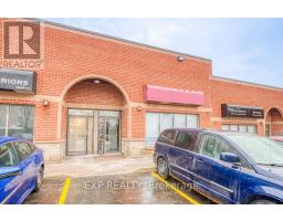 10 - 110 PONY DRIVE, Newmarket, Ontario