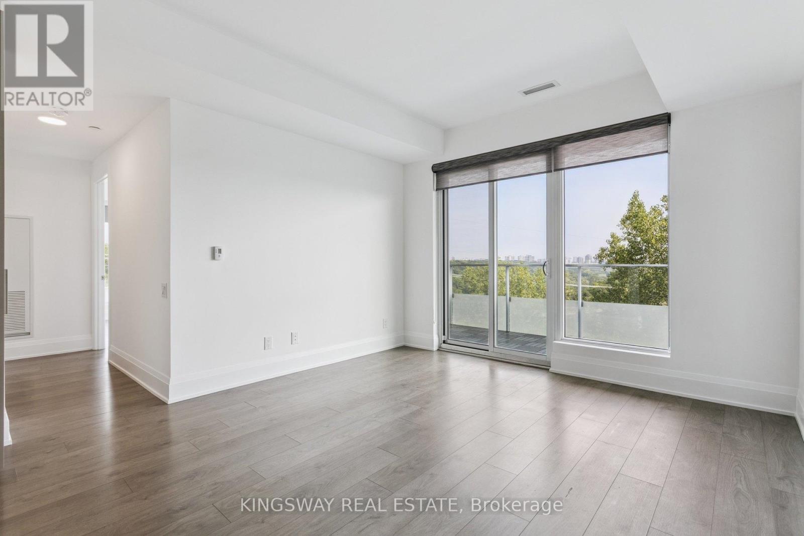 604 - 20 Brin Drive, Toronto, Ontario  M8X 0B2 - Photo 9 - W12653622