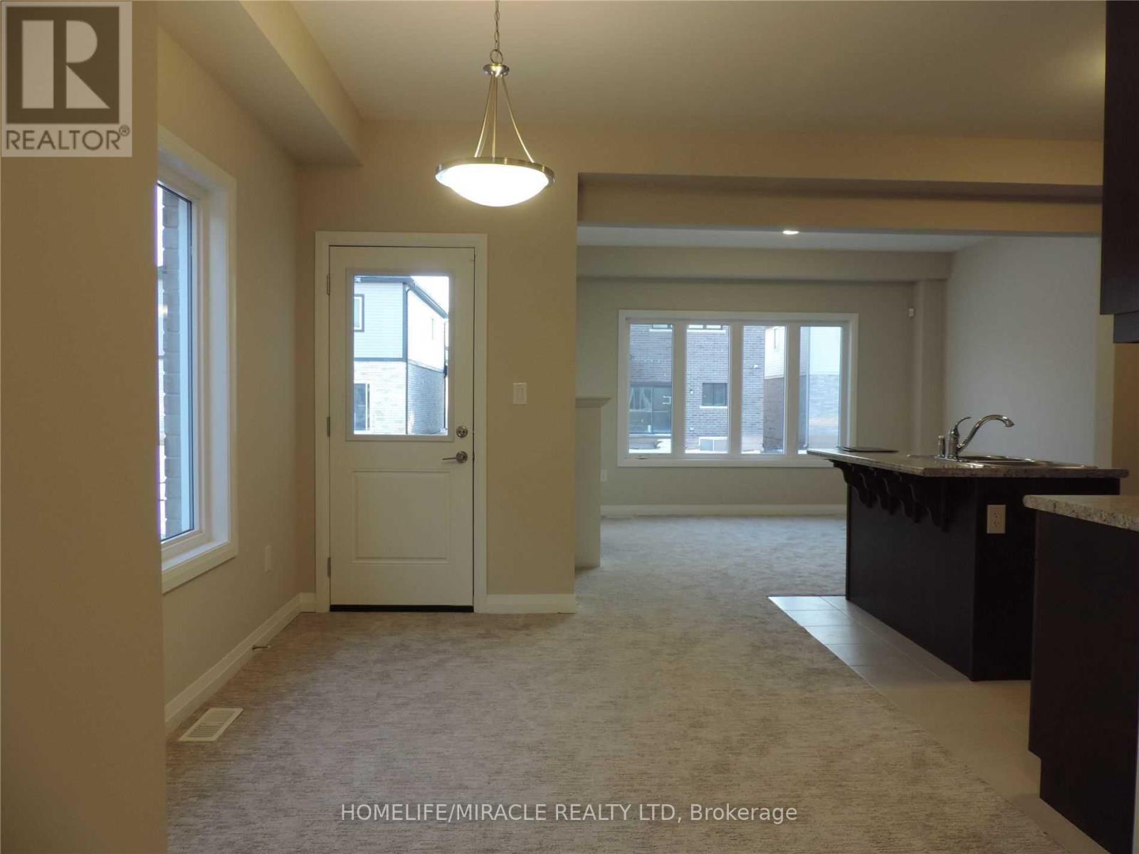 4266 Shuttleworth Drive, Niagara Falls, Ontario  L2G 3R6 - Photo 2 - X12653616