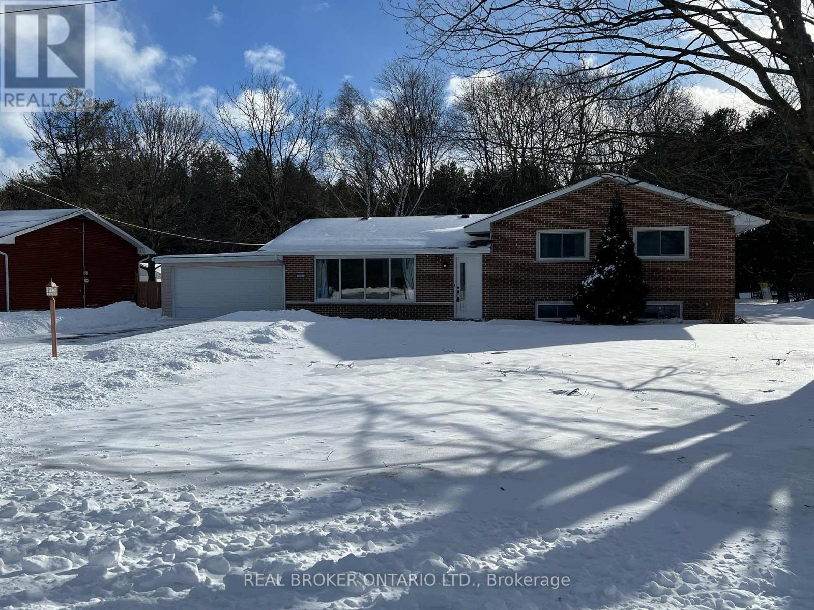 17 Locke Avenue, Clearview, Ontario  L0M 1S0 - Photo 40 - S12427999