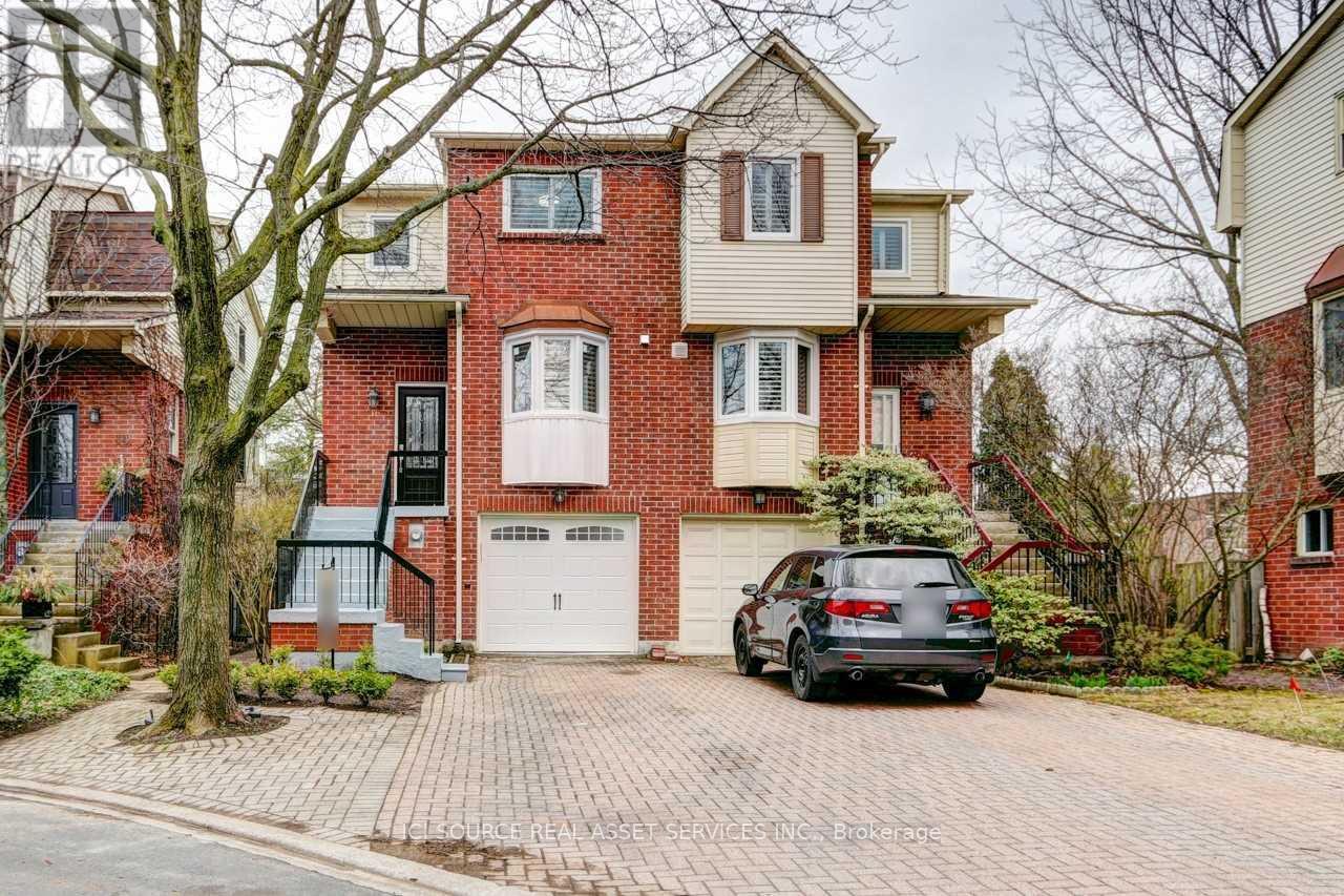 16 NORMANDY PLACE, Oakville, Ontario