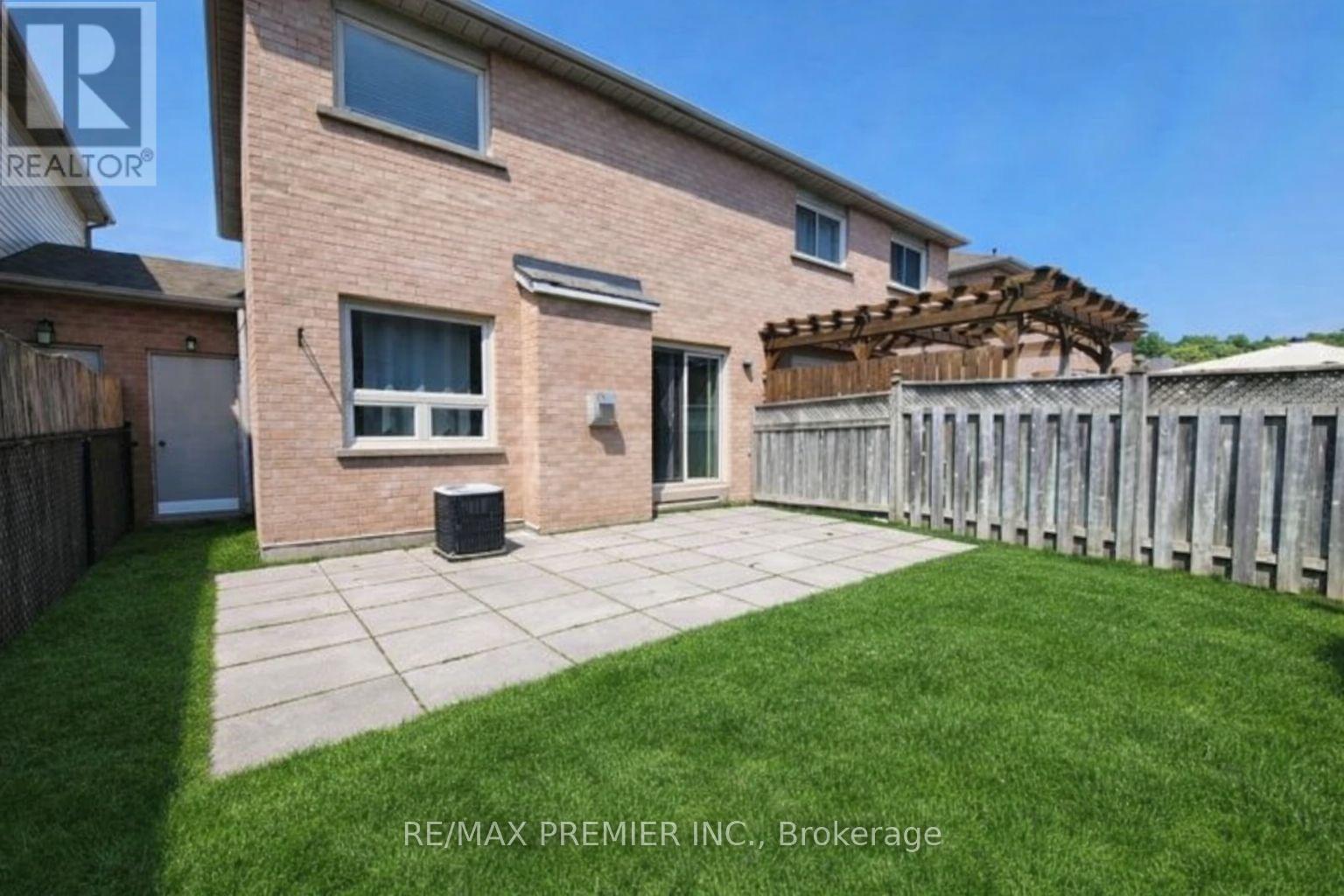 46 - 58 Louana Crescent, Vaughan, Ontario  L4L 8X2 - Photo 15 - N12650818