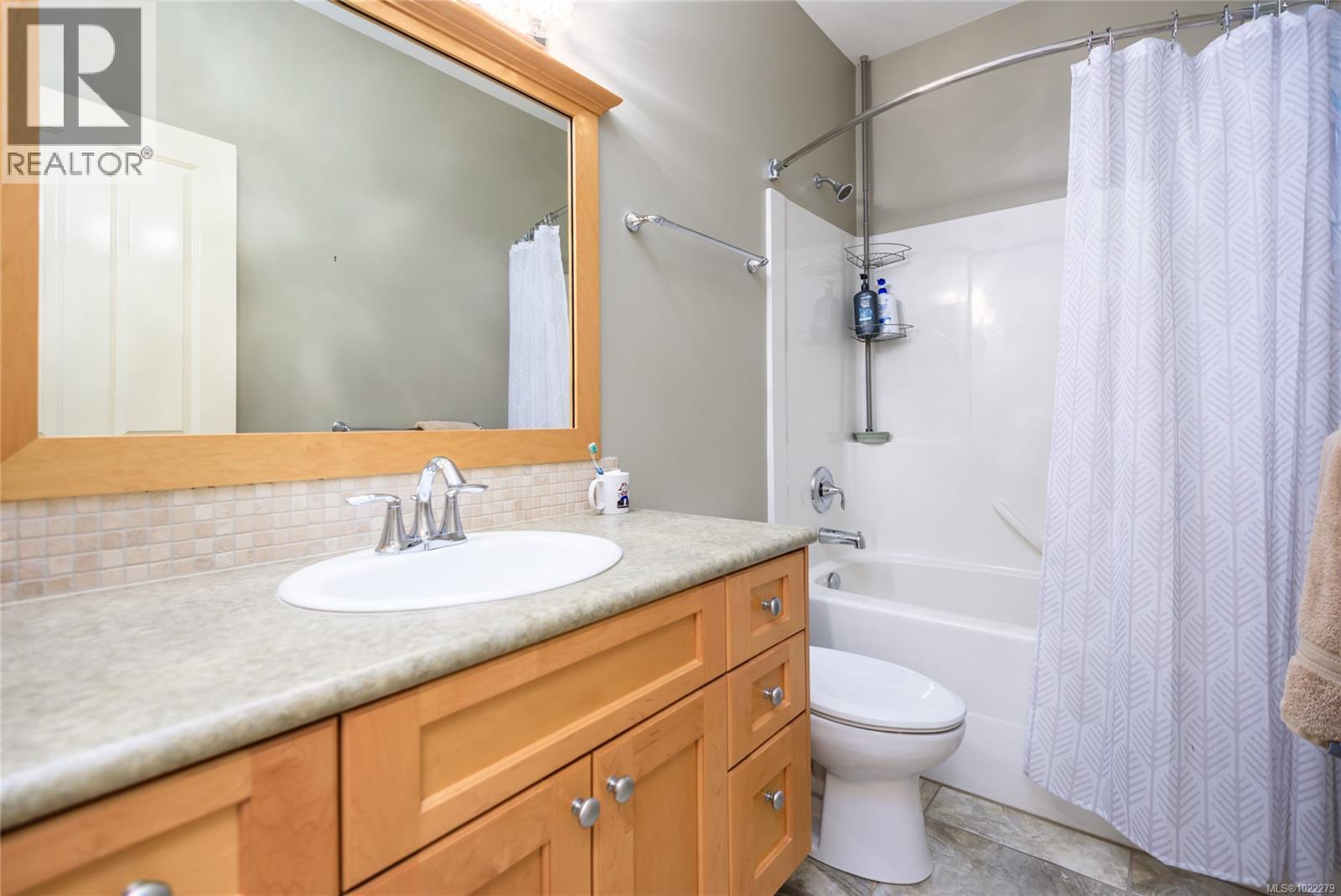 5 2300 Murrelet Dr, Comox, British Columbia  V9M 4J2 - Photo 17 - 1022279