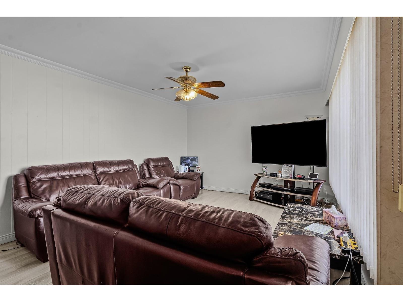 2489 Parkview Street, Abbotsford, British Columbia  V2T 3K8 - Photo 5 - R3074971