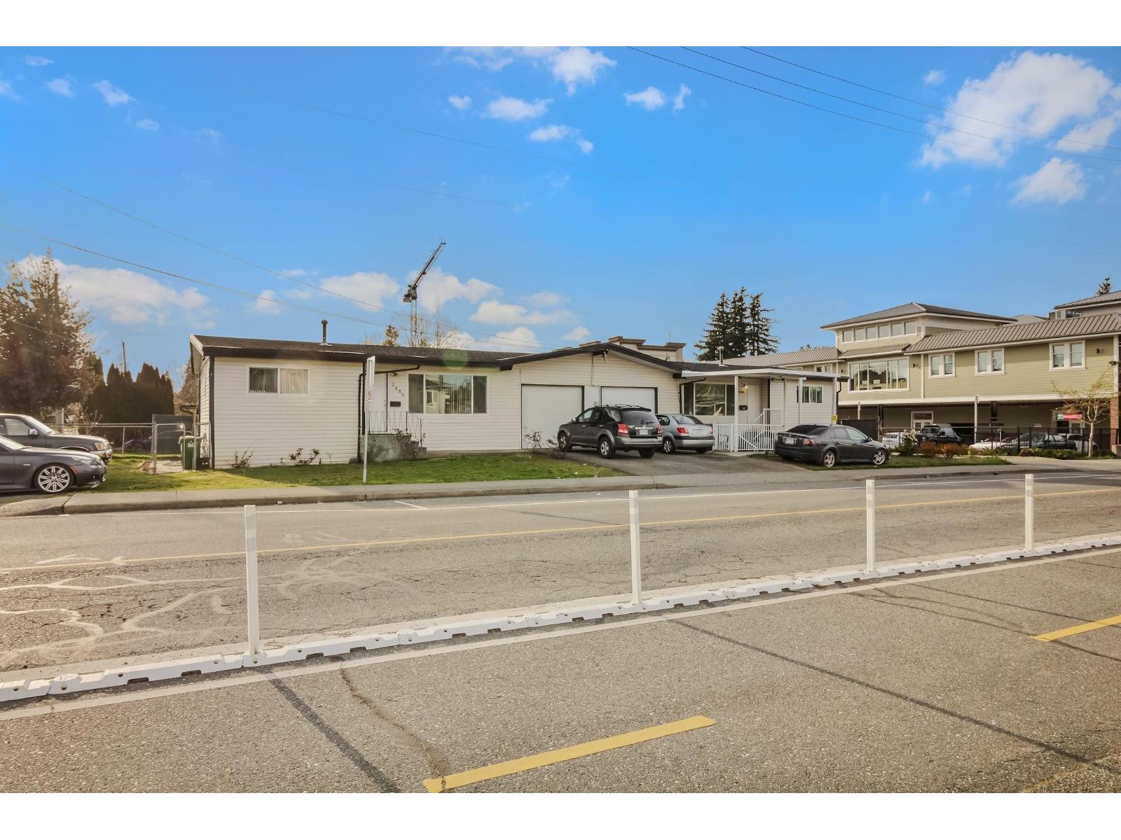 2489 Parkview Street, Abbotsford, British Columbia  V2T 3K8 - Photo 2 - R3074971