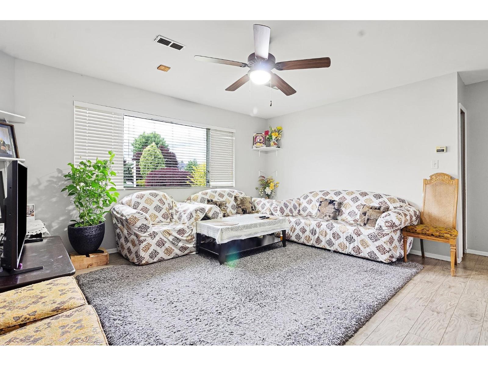 31910 Mayne Avenue, Abbotsford, British Columbia  V2T 4W9 - Photo 8 - R3074973