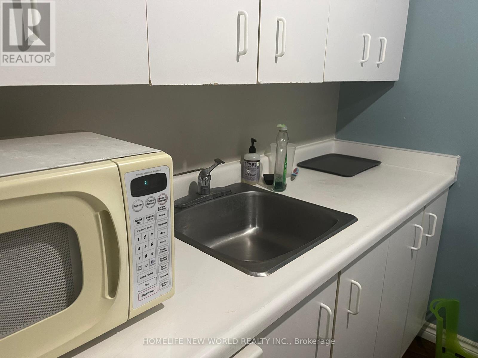 905 - 44 St. Joseph Street, Toronto, Ontario  M4Y 2W4 - Photo 5 - C12653634