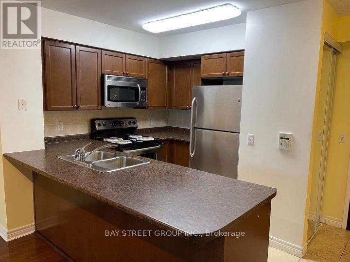 515 - 51 Lower Simcoe Street, Toronto, Ontario  M5J 3A2 - Photo 8 - C12653640