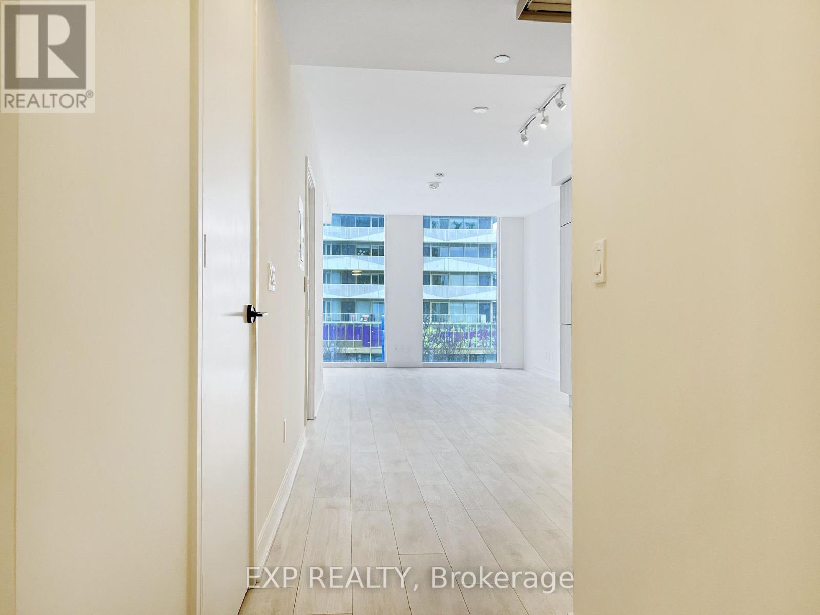 N372 - 35 Rolling Mills Road, Toronto, Ontario  M5A 0V6 - Photo 19 - C12653646