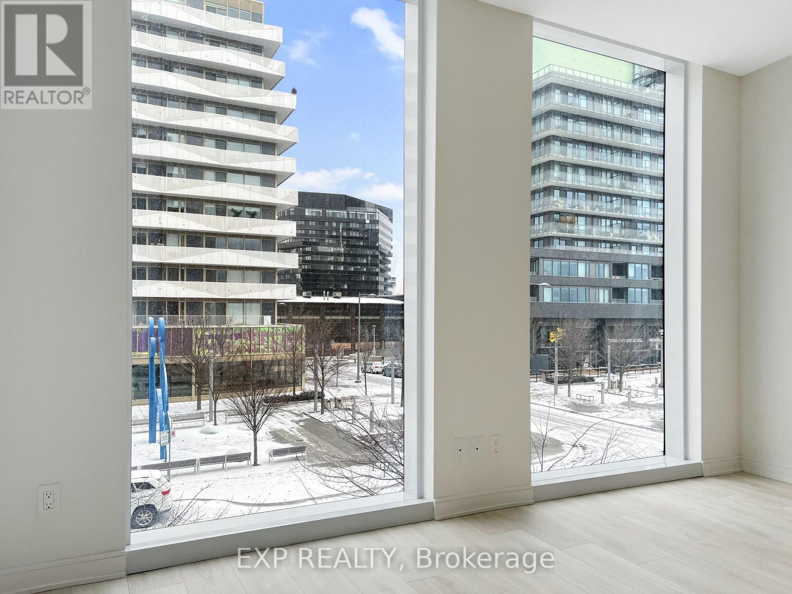 N372 - 35 Rolling Mills Road, Toronto, Ontario  M5A 0V6 - Photo 21 - C12653646