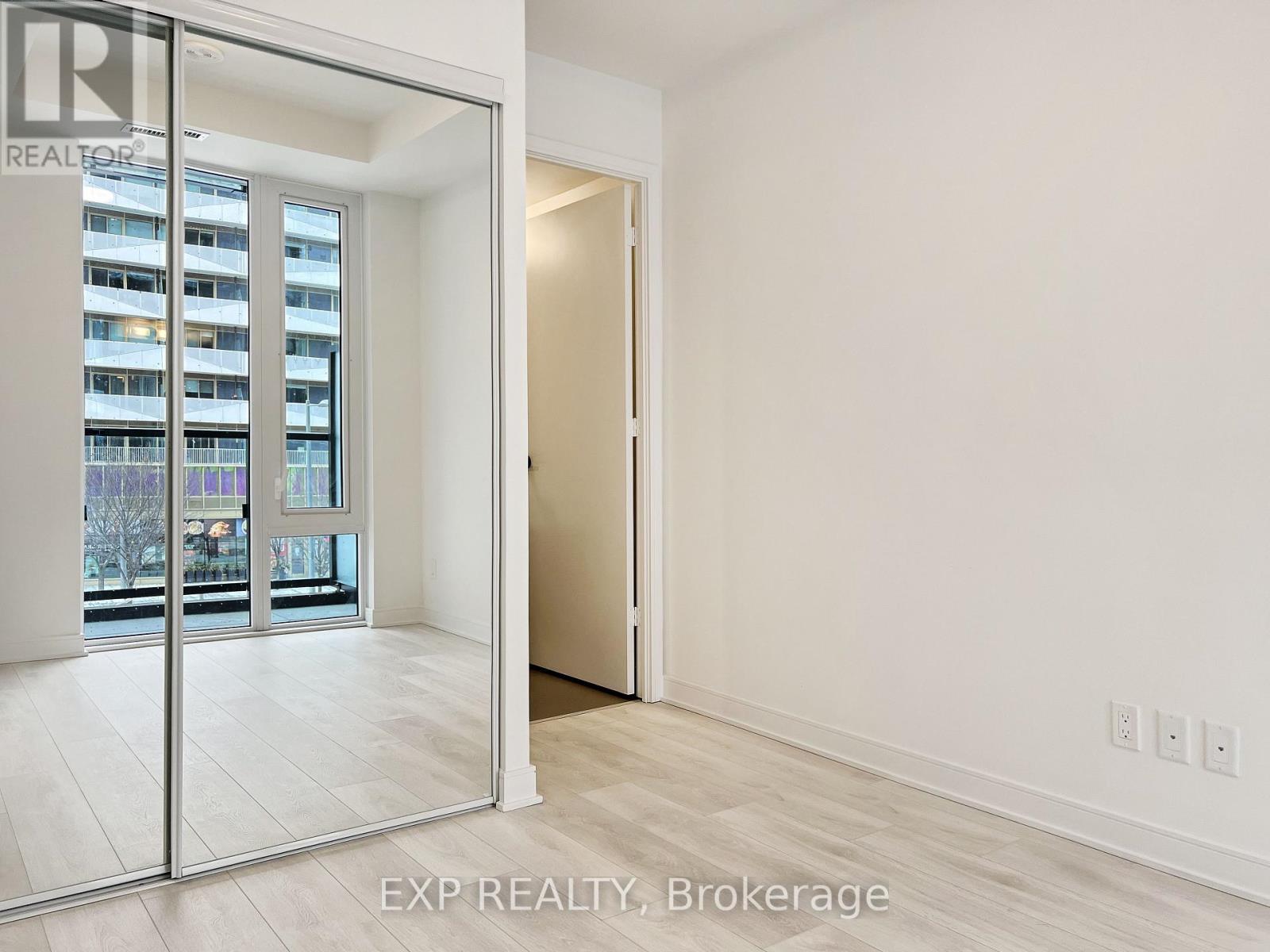 N372 - 35 Rolling Mills Road, Toronto, Ontario  M5A 0V6 - Photo 22 - C12653646