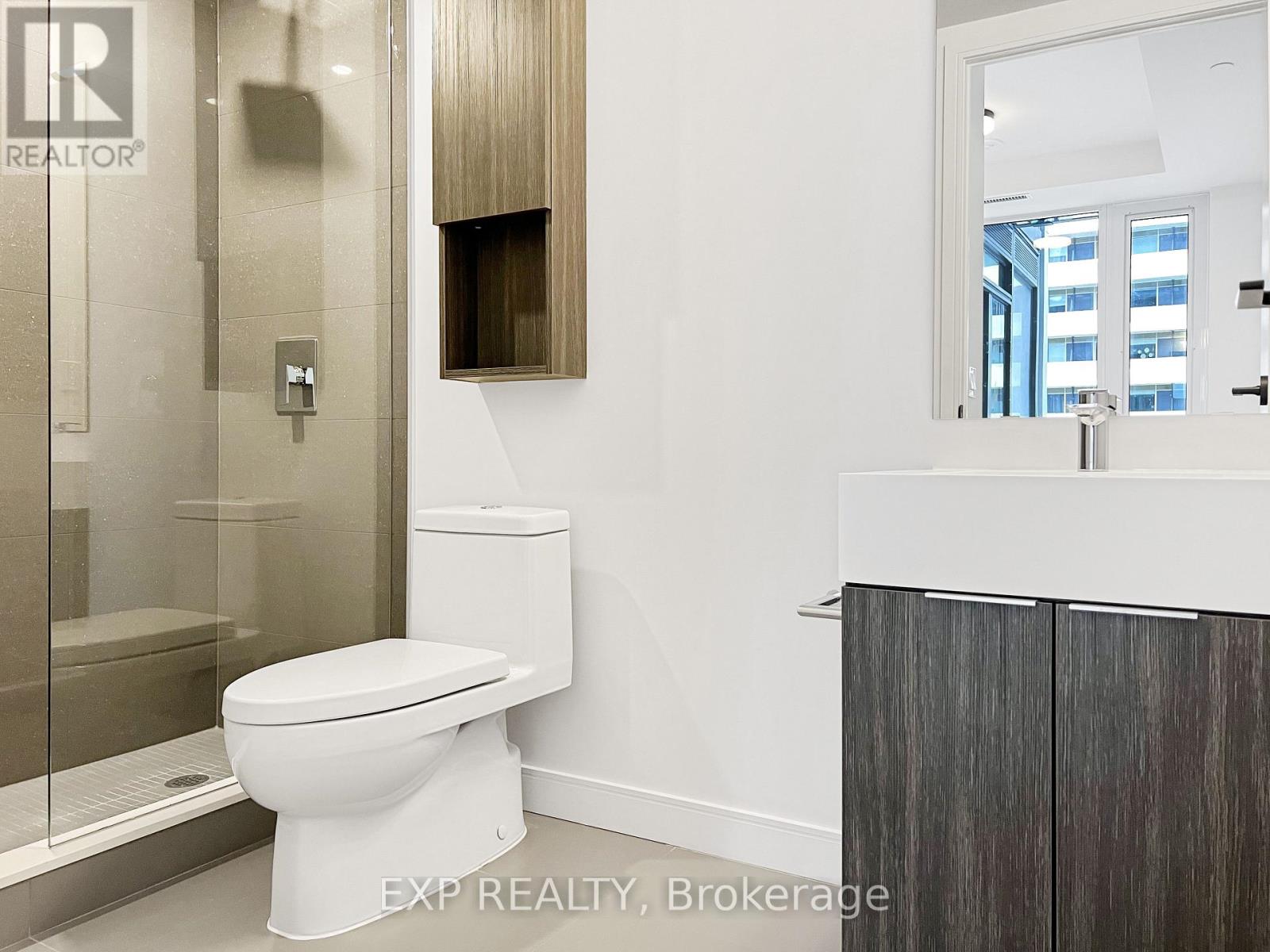 N372 - 35 Rolling Mills Road, Toronto, Ontario  M5A 0V6 - Photo 9 - C12653646