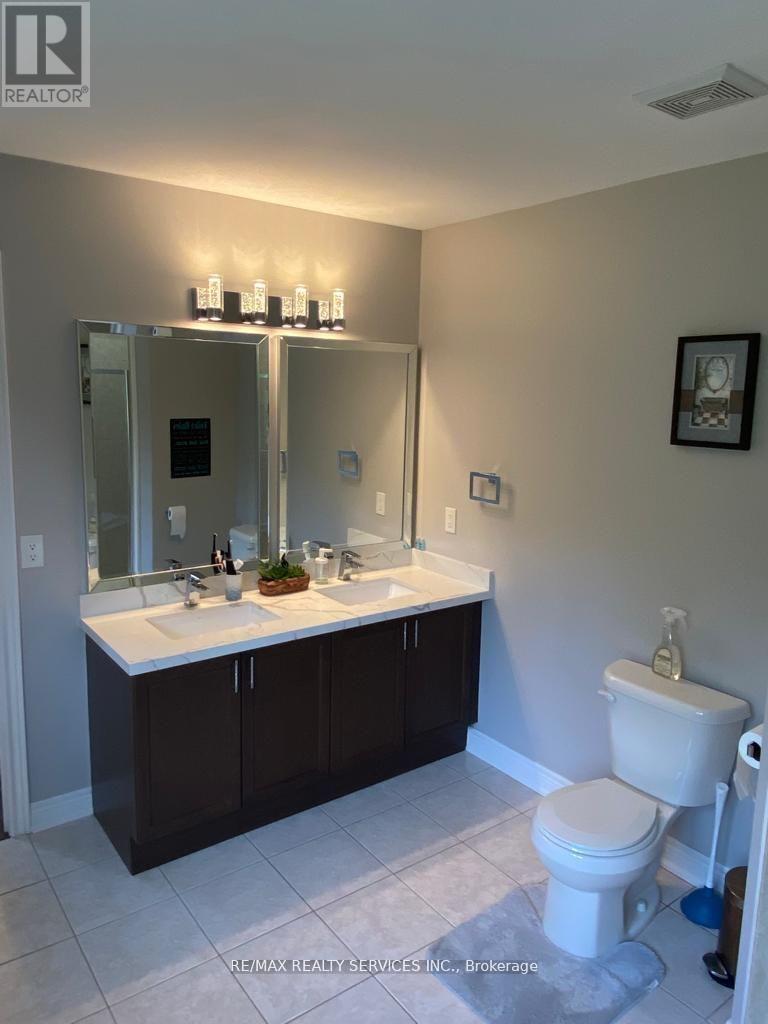 58 Promenade Drive N, Whitby, Ontario  L1R 0L4 - Photo 11 - E12653636