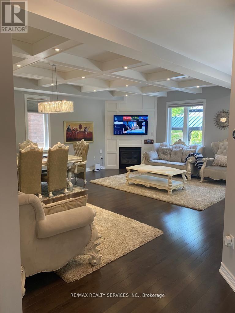 58 Promenade Drive N, Whitby, Ontario  L1R 0L4 - Photo 4 - E12653636