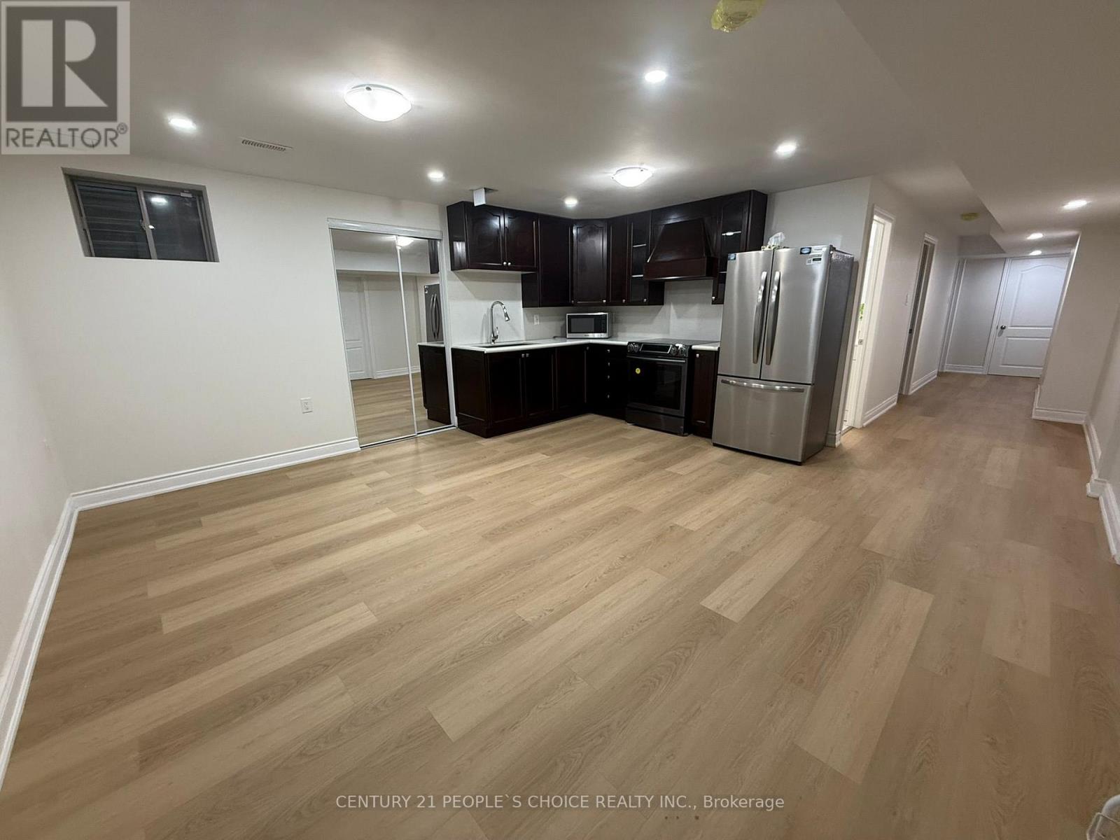 # 2( Bsmt) - 4 Meek Avenue, Mono, Ontario  L9W 6W7 - Photo 2 - X12653642