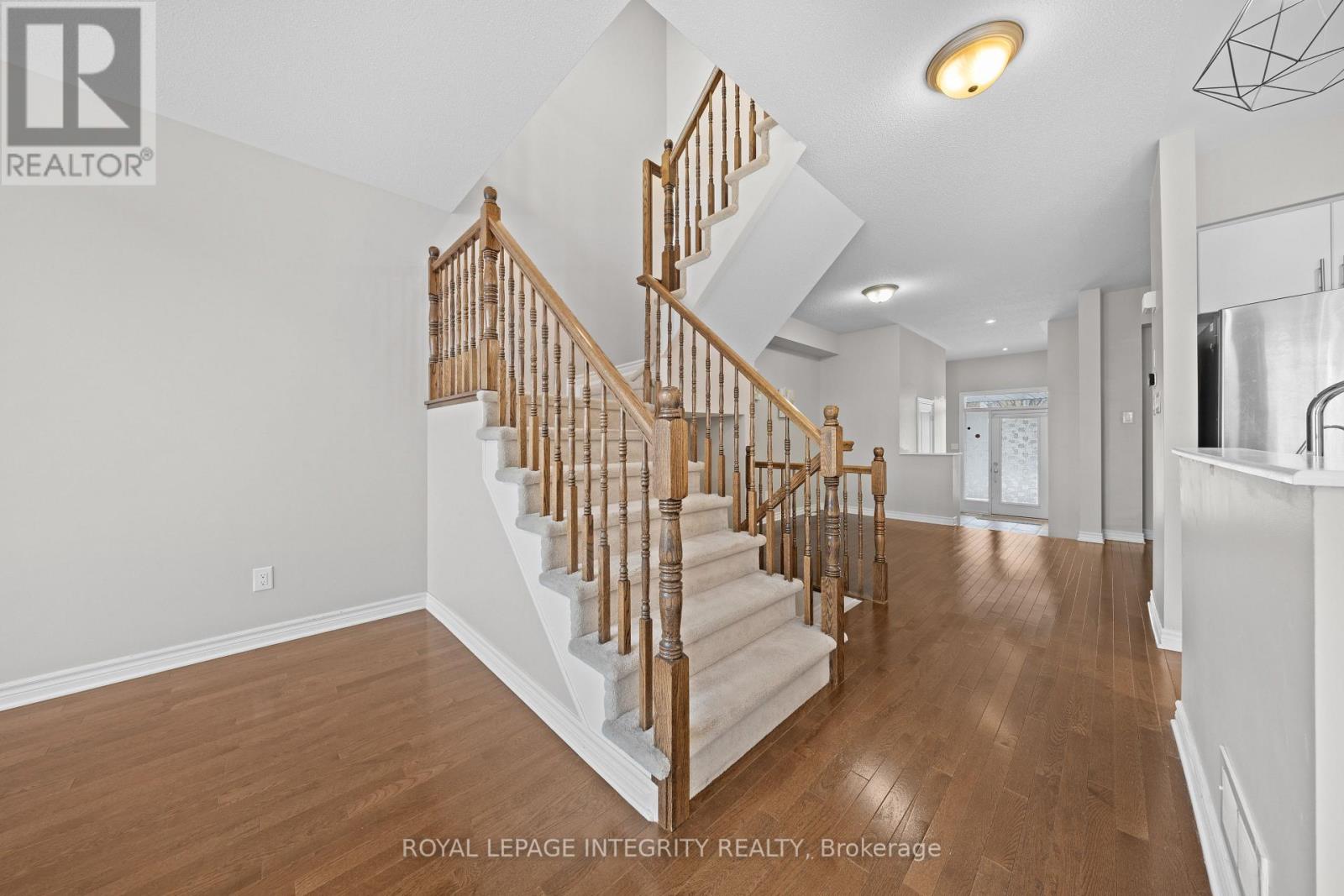 906 Fletcher Circle, Ottawa, Ontario  K2T 0B8 - Photo 21 - X12653652