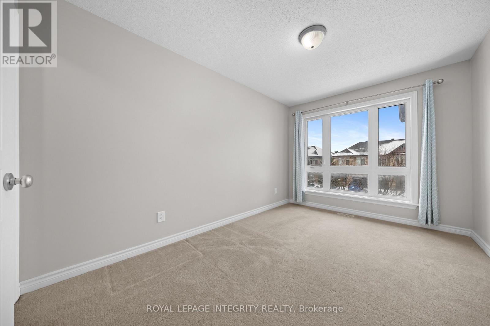 906 Fletcher Circle, Ottawa, Ontario  K2T 0B8 - Photo 30 - X12653652