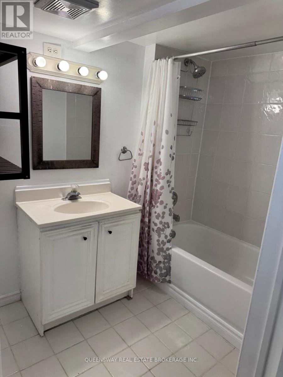 Lower - 94 Hurley Road, Ajax, Ontario  L1S 1N6 - Photo 18 - E12653648