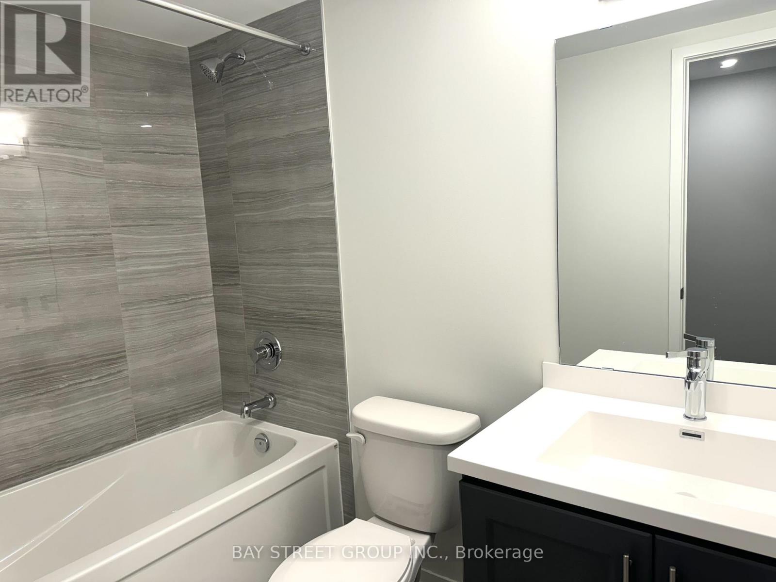 Th307 - 130 Honeycrisp Crescent, Vaughan, Ontario  L4K 0N7 - Photo 9 - N12653656