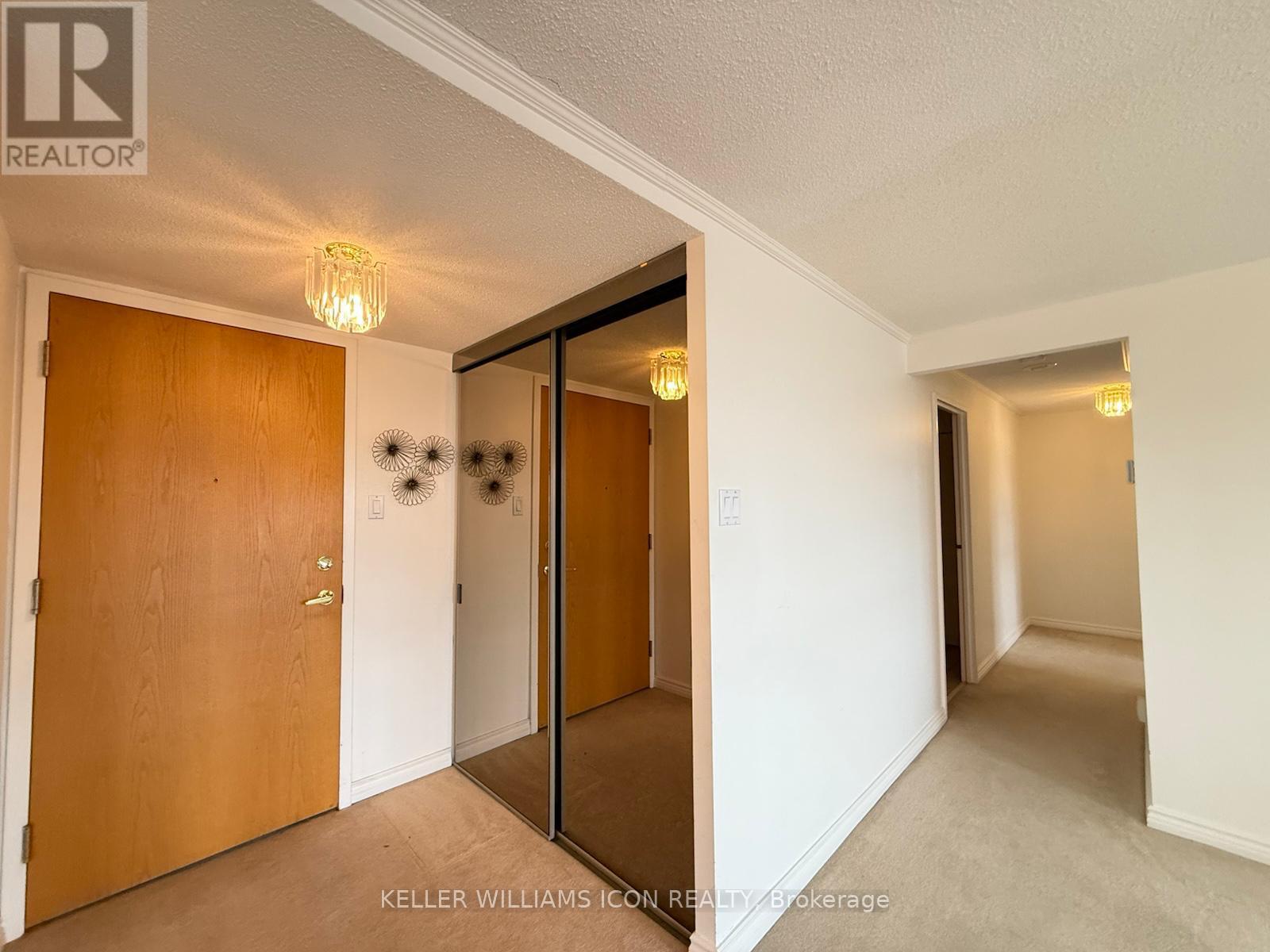 702 - 960 Teron Road, Ottawa, Ontario  K2K 2B6 - Photo 8 - X12653664