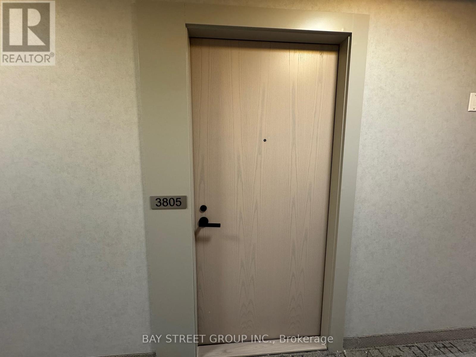 3805 - 8 Interchange Way, Vaughan, Ontario  L4K 0R2 - Photo 3 - N12653660