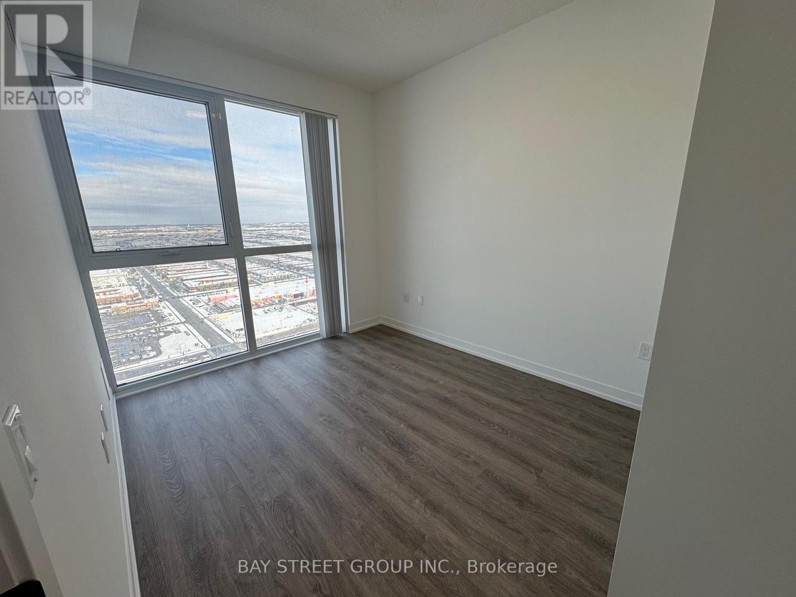 3805 - 8 Interchange Way, Vaughan, Ontario  L4K 0R2 - Photo 7 - N12653660