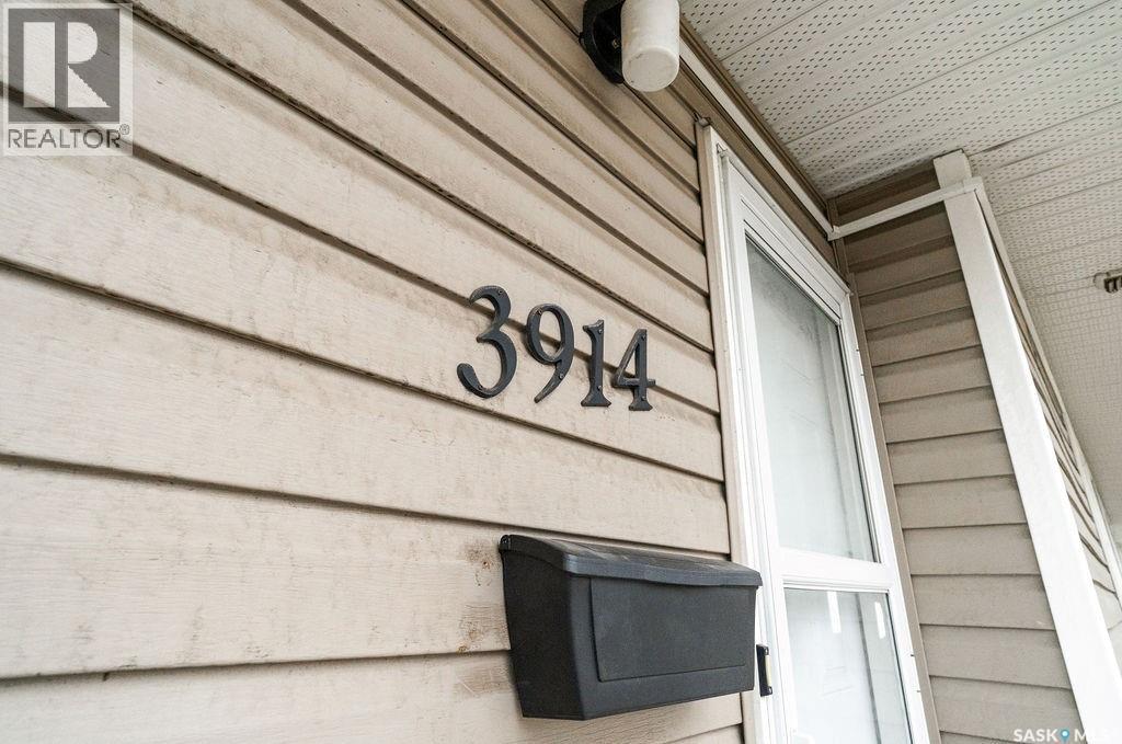 3914 Castle Road, Regina, Saskatchewan  S4S 6A4 - Photo 2 - SK024467