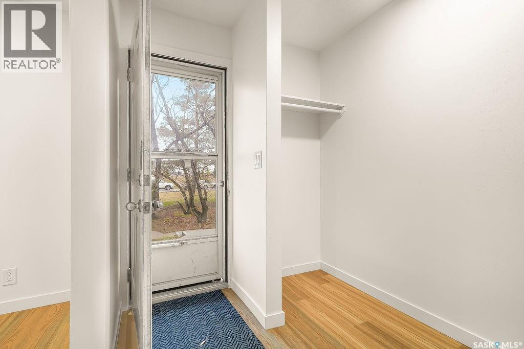 3914 Castle Road, Regina, Saskatchewan  S4S 6A4 - Photo 4 - SK024467