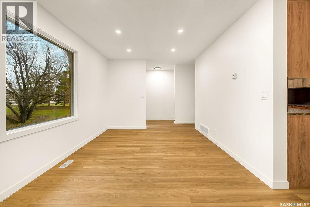 3914 Castle Road, Regina, Saskatchewan  S4S 6A4 - Photo 6 - SK024467