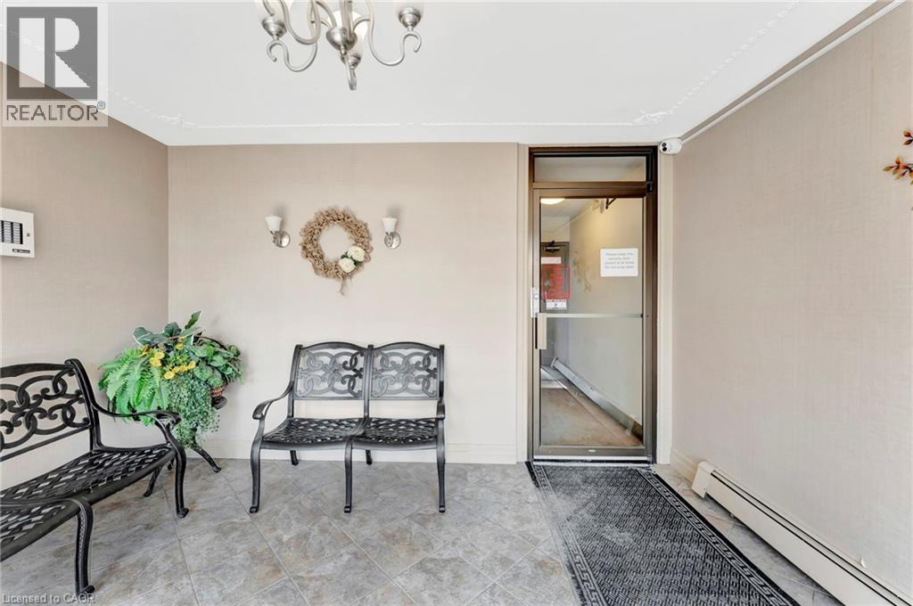 944 Caledonian View Unit# 405, Cambridge, Ontario  N3H 1A5 - Photo 4 - 40741775