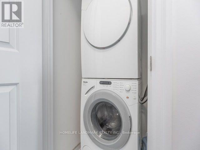 3902 - 8 The Esplanade, Toronto, Ontario  M5E 0A6 - Photo 16 - C12653676