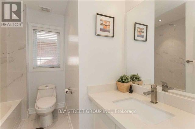 79 Acer Crescent, Whitchurch-Stouffville, Ontario  L4A 0V5 - Photo 11 - N12653668