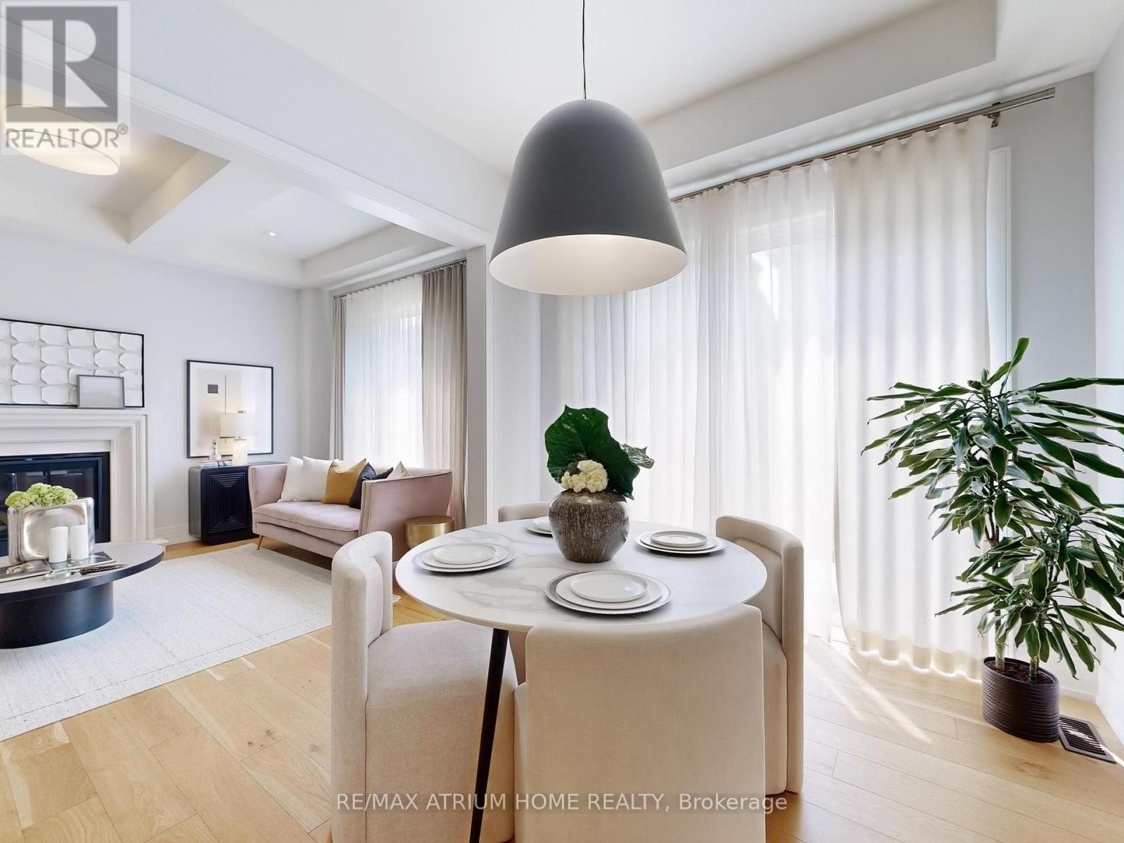 7 Orbit Avenue, Richmond Hill, Ontario  L4C 4Z2 - Photo 18 - N12653672