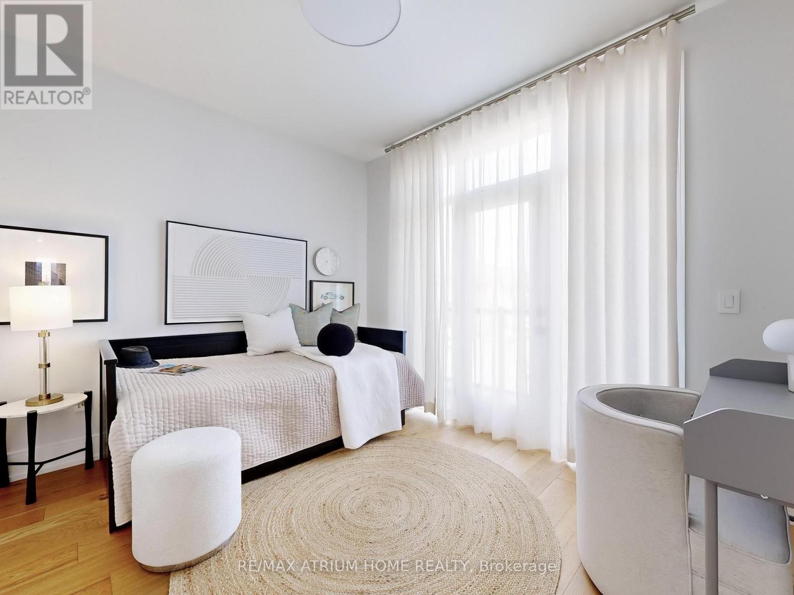 7 Orbit Avenue, Richmond Hill, Ontario  L4C 4Z2 - Photo 30 - N12653672