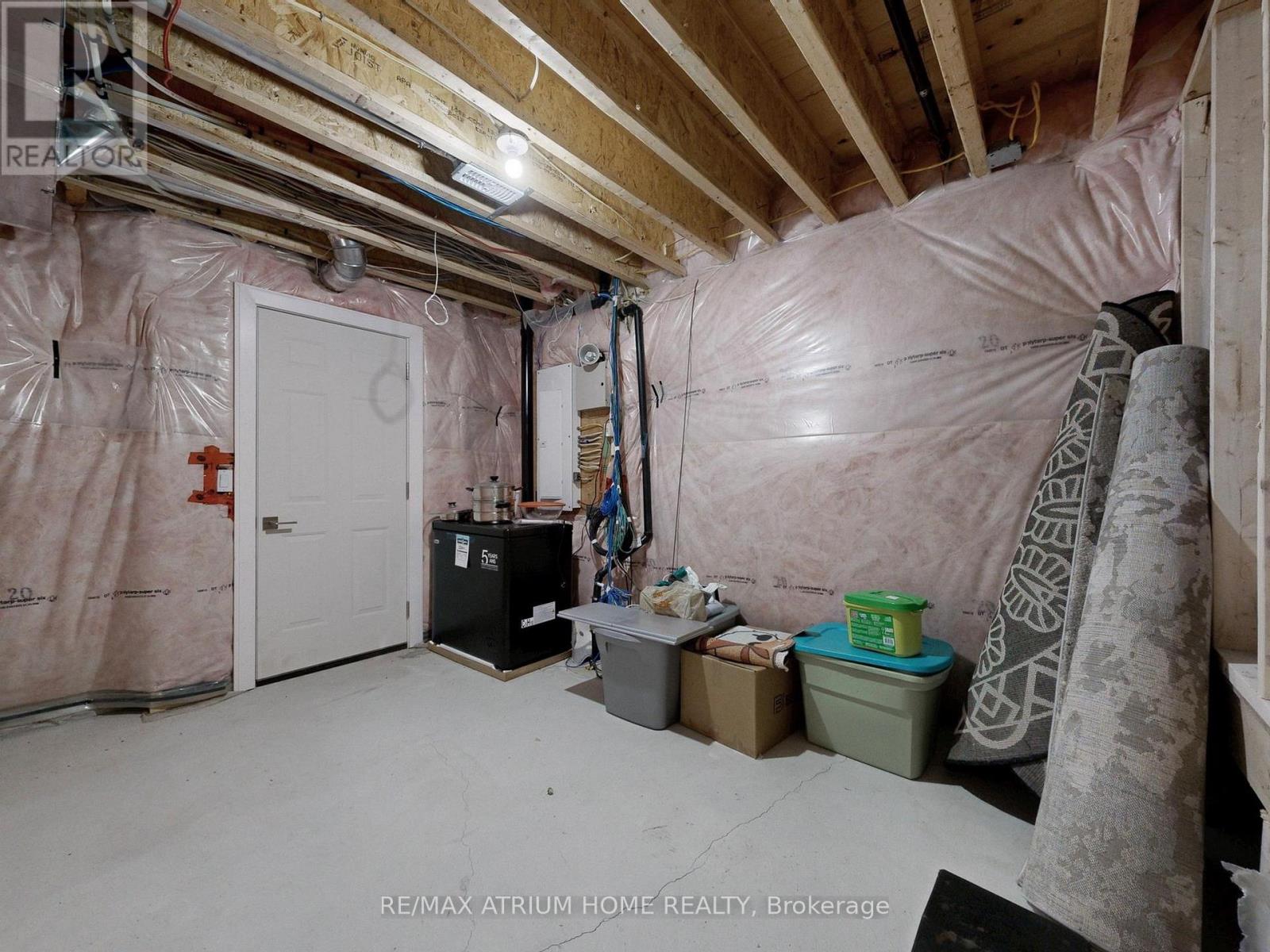 7 Orbit Avenue, Richmond Hill, Ontario  L4C 4Z2 - Photo 46 - N12653672