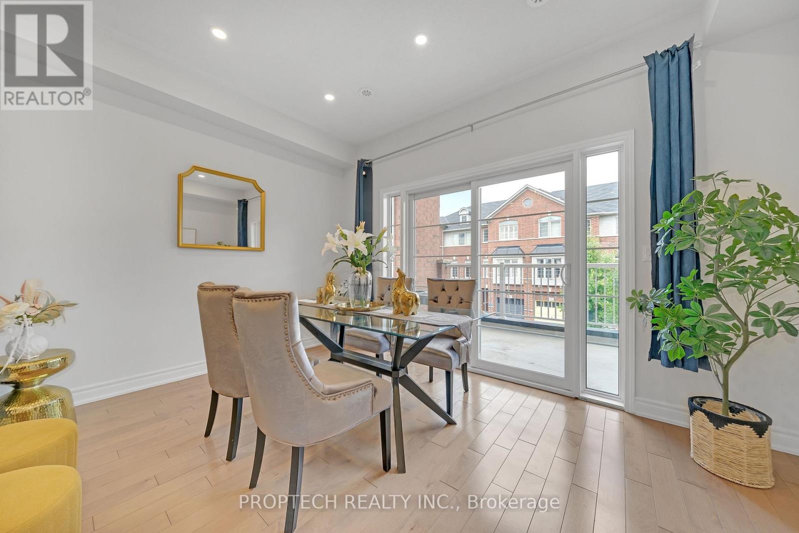 38 Beehive Lane, Markham, Ontario  L6E 0K6 - Photo 4 - N12653674