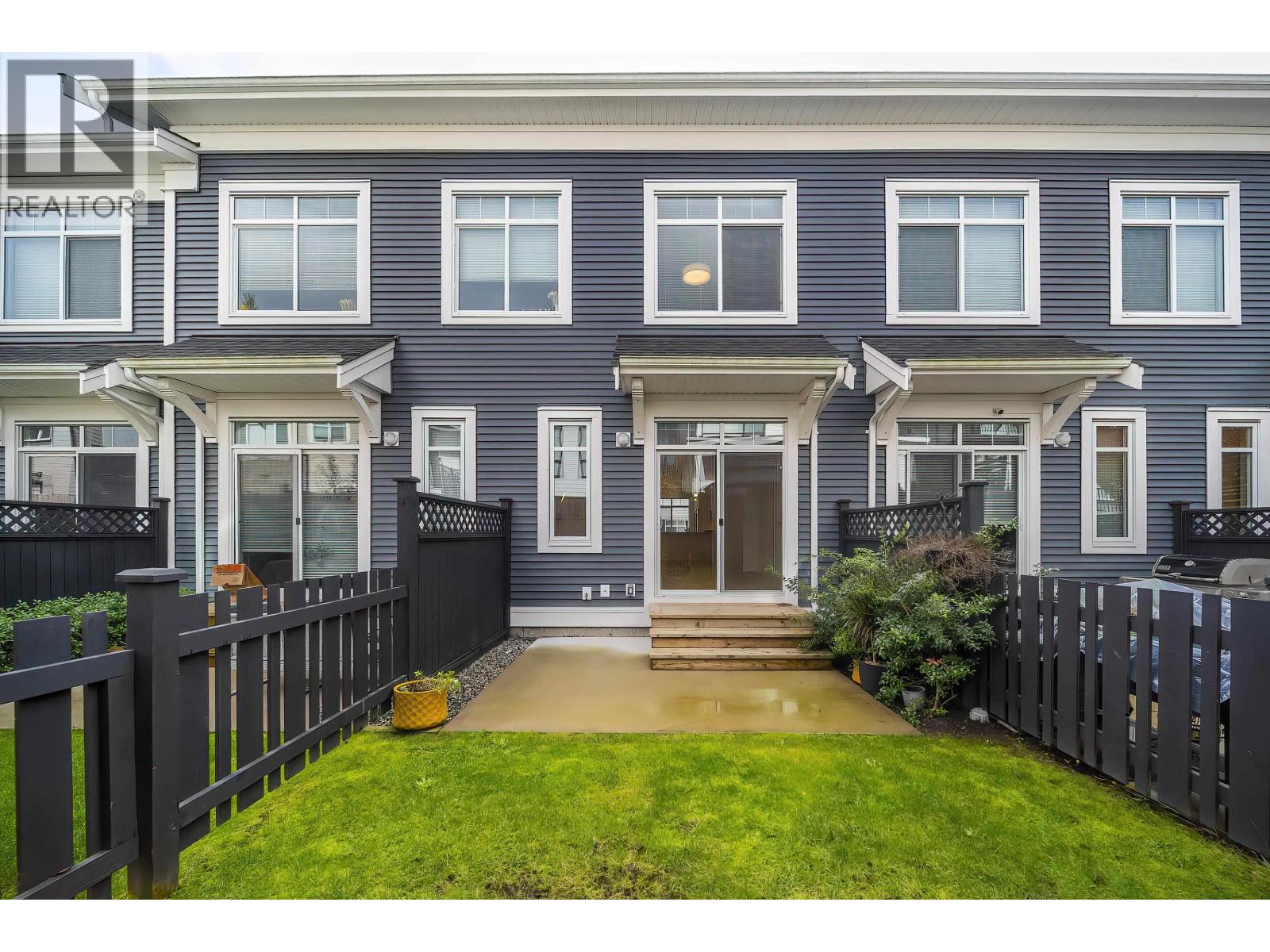 105 1225 Mitchell Street, Coquitlam, British Columbia  V3B 0R5 - Photo 2 - R3064791