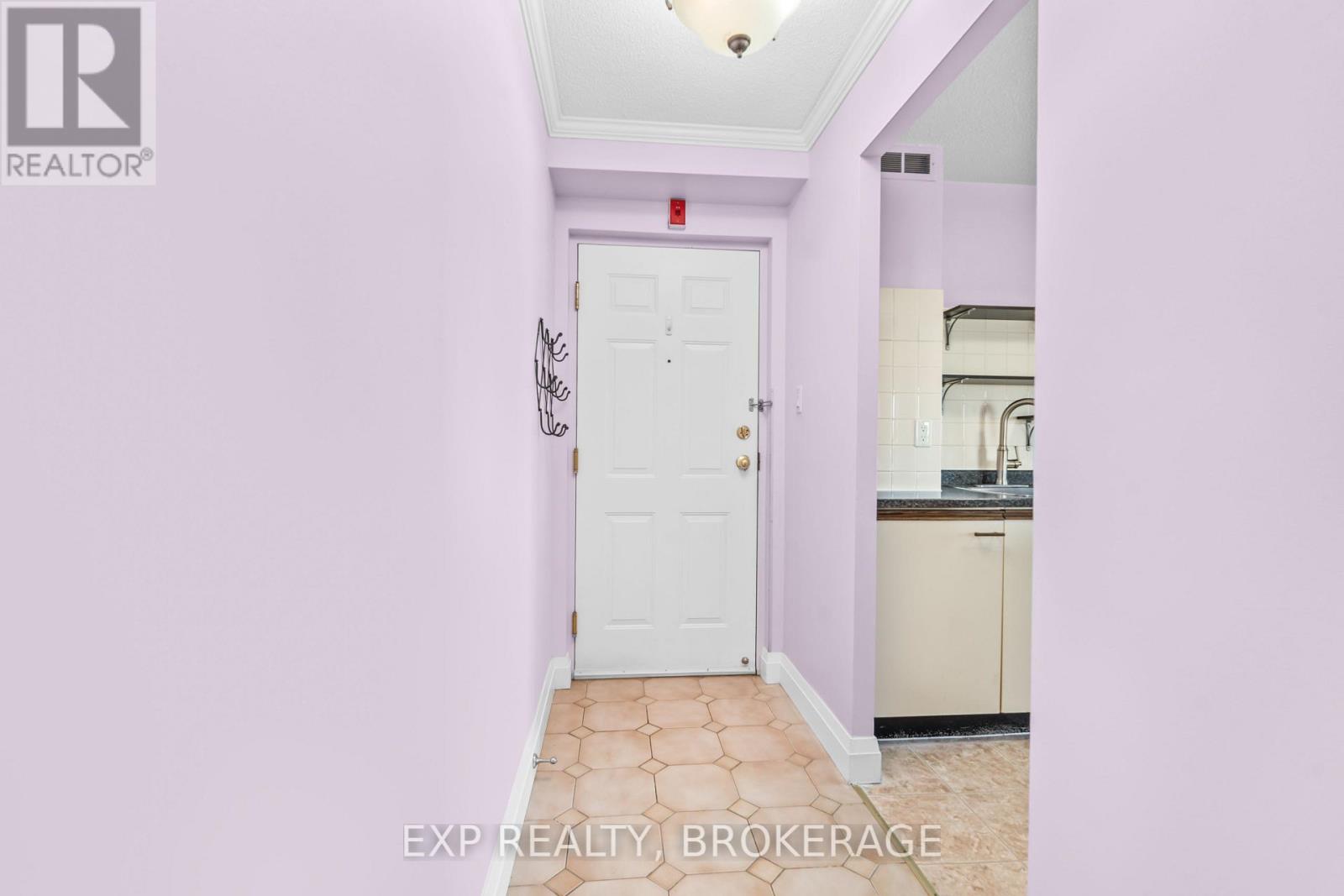 607 - 14 Greenview Drive, Kingston, Ontario  K7M 7T5 - Photo 6 - X12653698