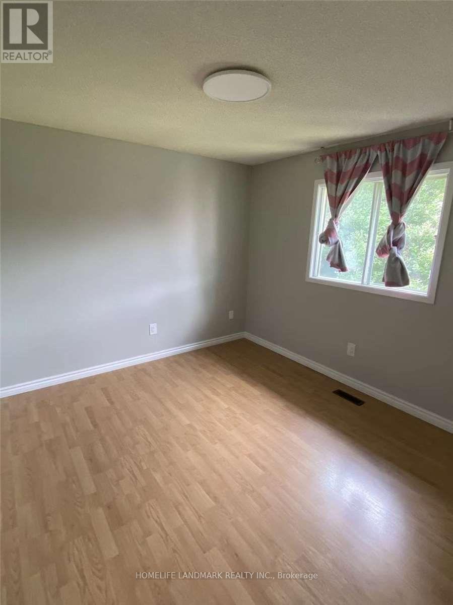 1593 Parish Lane, Oakville, Ontario  L6M 3E2 - Photo 4 - W12574948