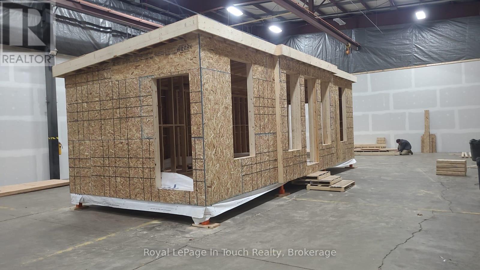 34, 34a Voyageur Drive, Tiny, Ontario  L9M 0C2 - Photo 3 - S12415052