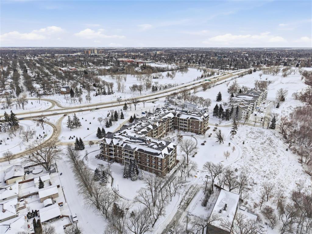 428 40 Dunkirk Drive, Winnipeg, Manitoba  R2M 1R4 - Photo 37 - 202530260