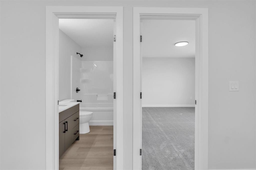 16 Platt Street, Winnipeg, Manitoba  R2R 3B1 - Photo 18 - 202530275