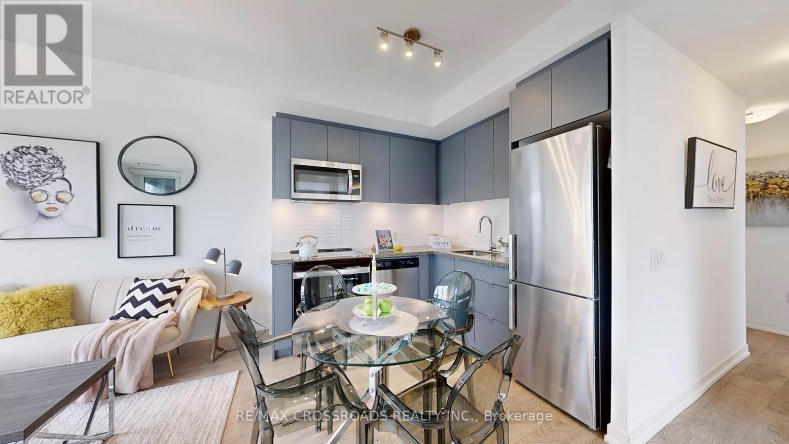 319e - 8868 Yonge Street, Richmond Hill, Ontario L4C 0T4 - Photo 14 - N12653706