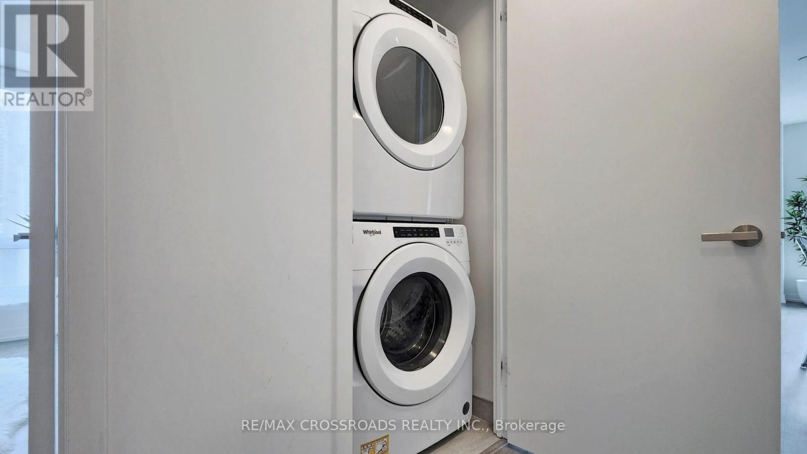 319e - 8868 Yonge Street, Richmond Hill, Ontario L4C 0T4 - Photo 29 - N12653706