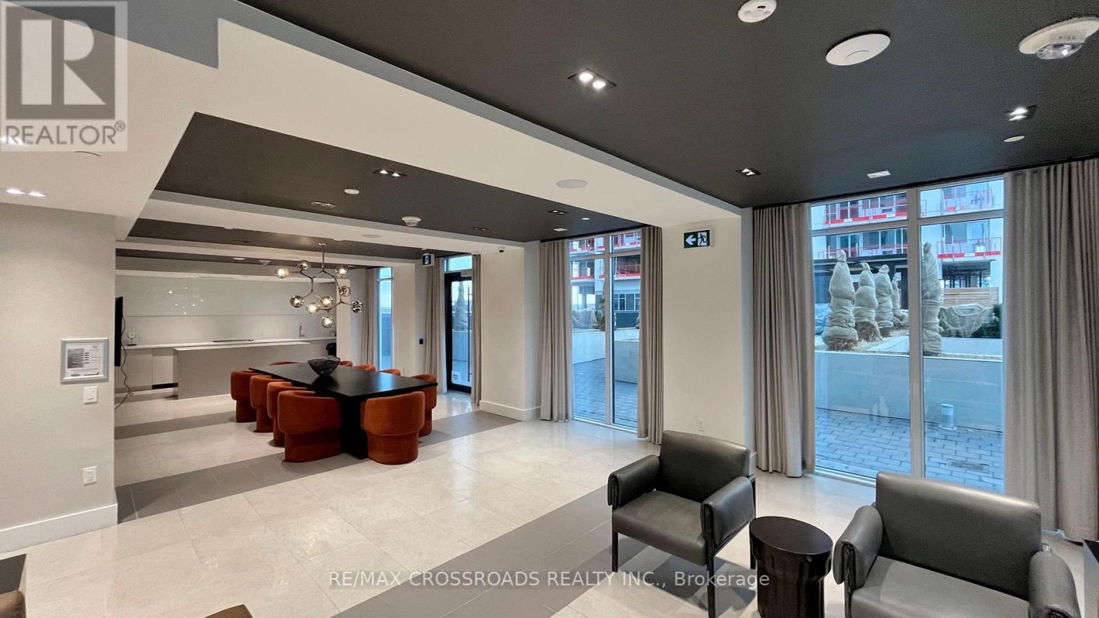 319e - 8868 Yonge Street, Richmond Hill, Ontario L4C 0T4 - Photo 43 - N12653706