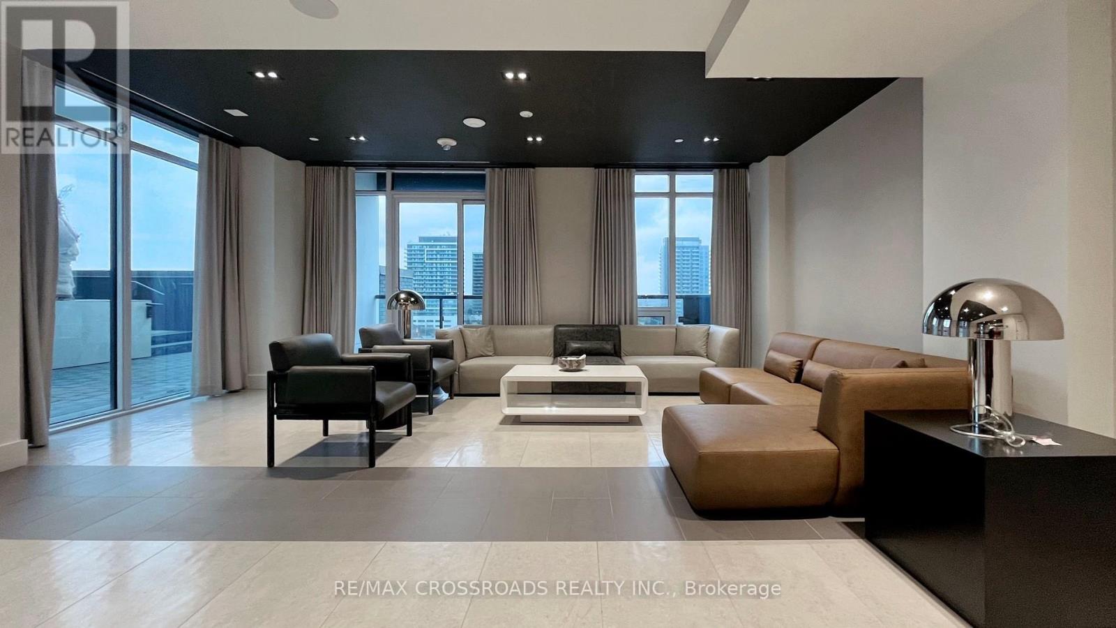 319e - 8868 Yonge Street, Richmond Hill, Ontario L4C 0T4 - Photo 6 - N12653706