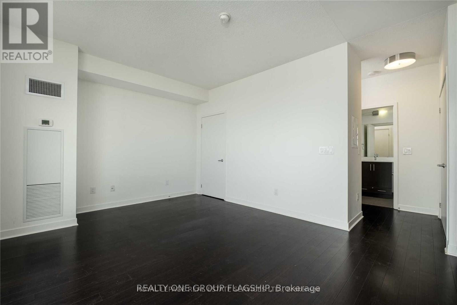 2801 - 360 Square One Drive, Mississauga, Ontario  L5B 0G7 - Photo 6 - W12653714
