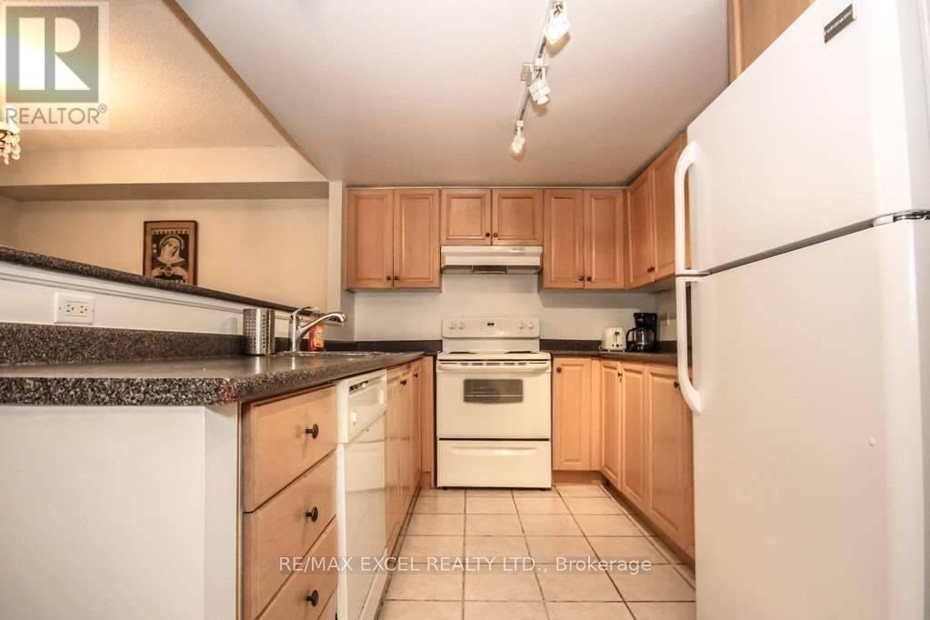 1505 - 23 Lorraine Drive, Toronto, Ontario  M2N 6Z6 - Photo 2 - C12653724