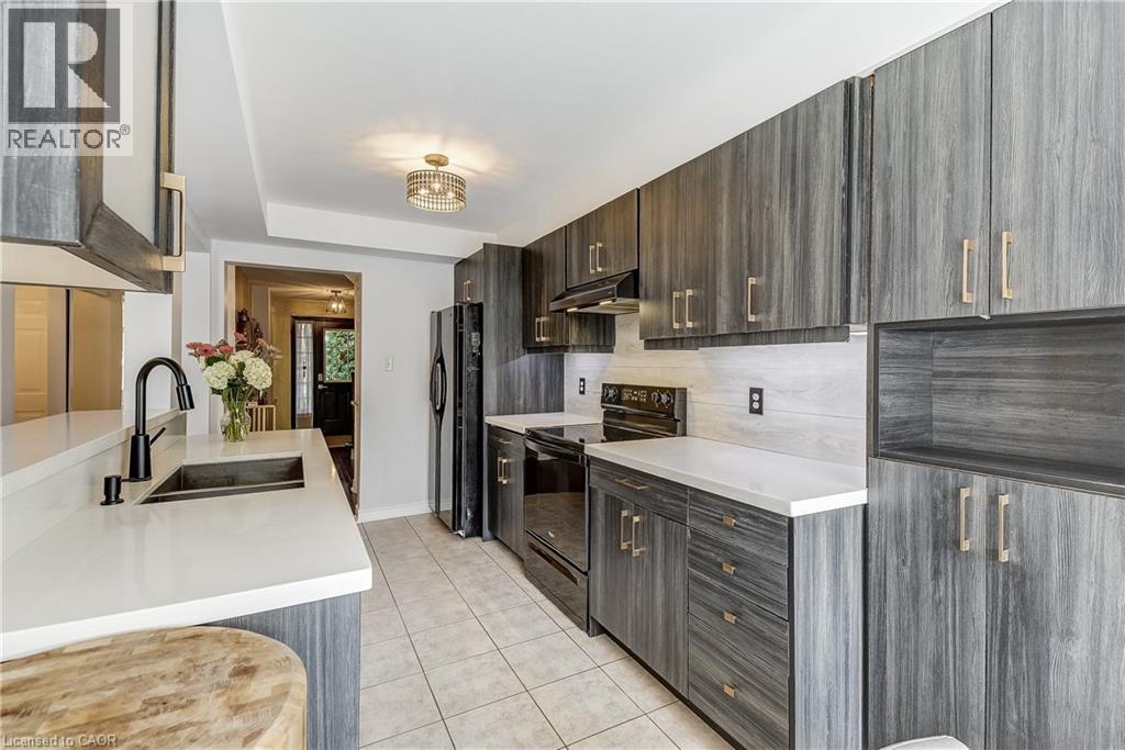 2511 Boros Road Unit# 11, Burlington, Ontario  L7M 5B2 - Photo 12 - 40779137